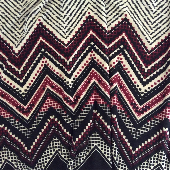 AGENDA PURPLE BLACK CHEVRON PRINT TOP SIZE 1X - Picture 5 of 7